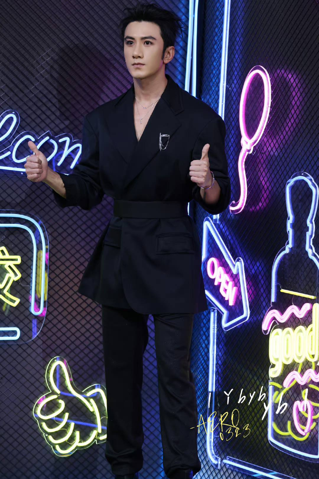 Tiêu Thuận Nghiêu nam tính tại sự kiện. Tiêu Thuận Nghiêu nam tính tại sự kiện.