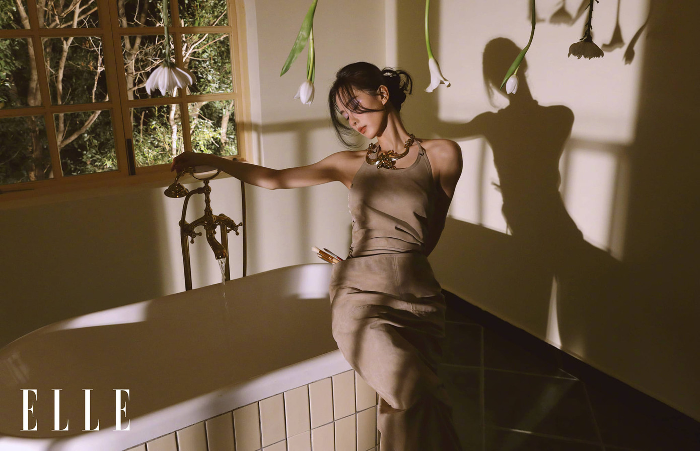 Netizen trầm trồ trước dung mạo xinh đẹp của tiểu hoa đán hàng đầu thế hệ sau 1985. Netizen trầm trồ trước dung mạo xinh đẹp của tiểu hoa đán hàng đầu thế hệ sau 1985.