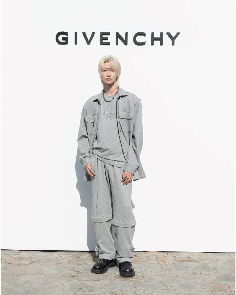 100. The8 SEVENTEEN - Givenchy