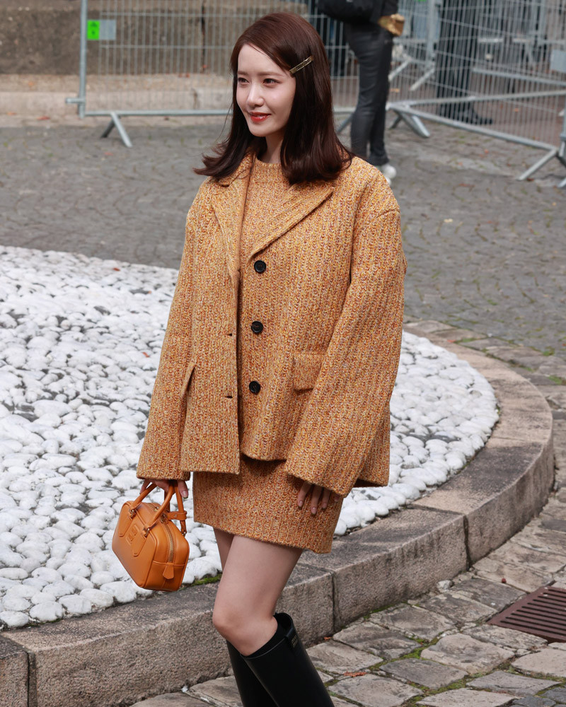 33. Yoona SNSD - Miu Miu