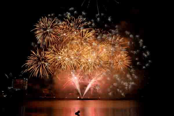 Đêm Thổ, Nhật Bản sẽ tạo nên phi thuyền và những hành tinh trong không gian ảnh 3