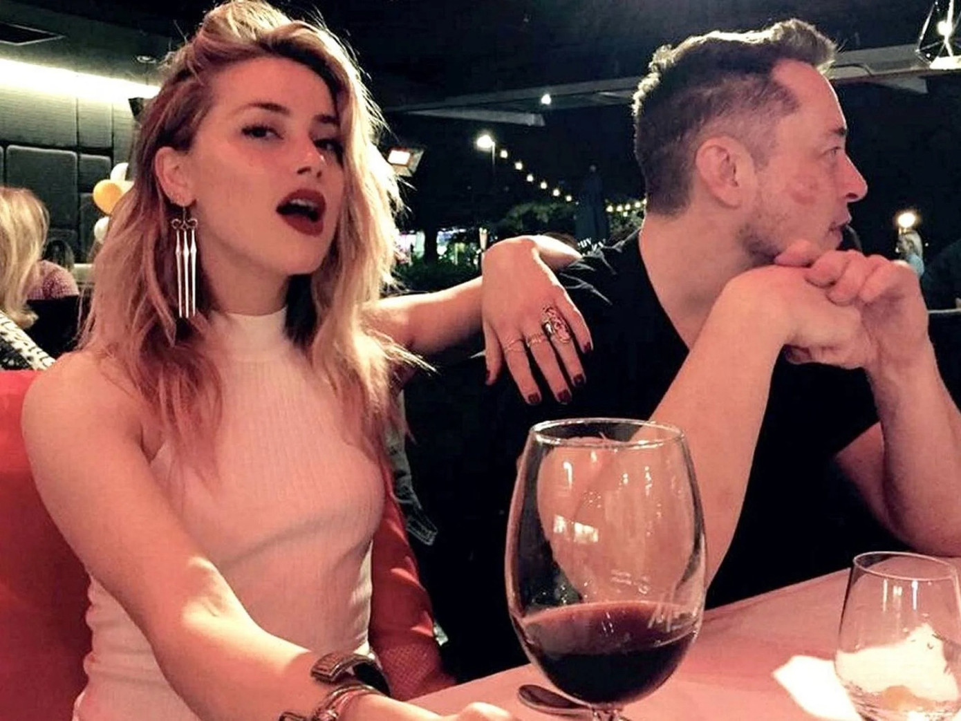 Cư dân mạng nghi ngờ con gái của Amber Heard mang dòng máu của Elon Musk. Ảnh: IG.
