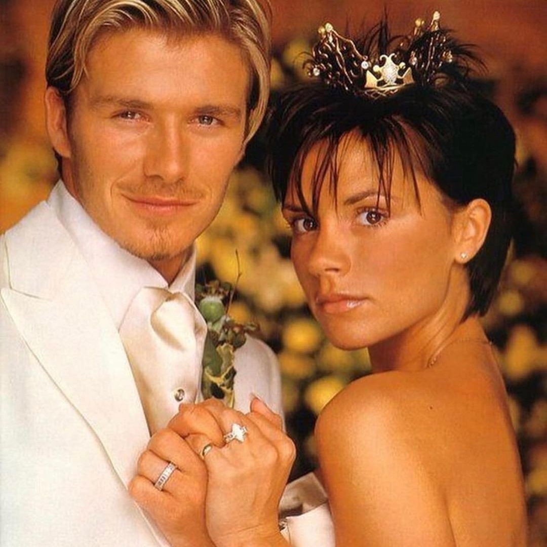 Victoria và David Beckham trong ngày cưới năm 1999. Ảnh: IG.