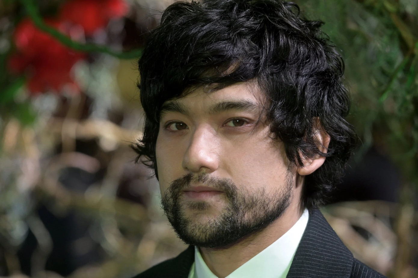 Nam diễn viên người Anh gốc Nhật Will Sharpe đóng một vai quan trọng trong mùa thứ hai của bộ phim truyền hình ăn khách của HBO The White Lotus. Nhân vật Ethan Spiller nhận được phản hồi tích cực từ khán giả bởi khả năng diễn xuất cuốn hút của Sharpe. Dù phần phim đã kết thúc, nhân vật này vẫn khiến người xem tranh luận không ngớt. Ảnh: Getty Images. Nam diễn viên người Anh gốc Nhật Will Sharpe đóng một vai quan trọng trong mùa thứ hai của bộ phim truyền hình ăn khách của HBO The White Lotus. Nhân vật Ethan Spiller nhận được phản hồi tích cực từ khán giả bởi khả năng diễn xuất cuốn hút của Sharpe. Dù phần phim đã kết thúc, nhân vật này vẫn khiến người xem tranh luận không ngớt. Ảnh: Getty Images.