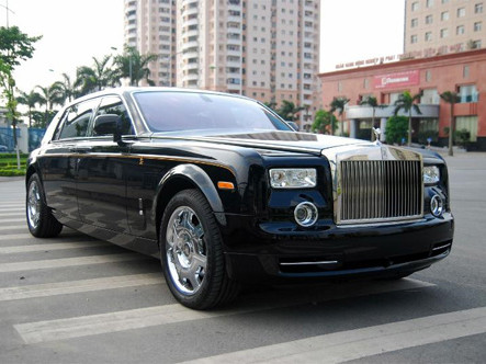 Rolls-Royce Phantom thứ 3 của một khách hàng ở Hà Nội. Ảnh: Quyền Anh. Rolls-Royce Phantom thứ 3 của một khách hàng ở Hà Nội. Ảnh: Quyền Anh