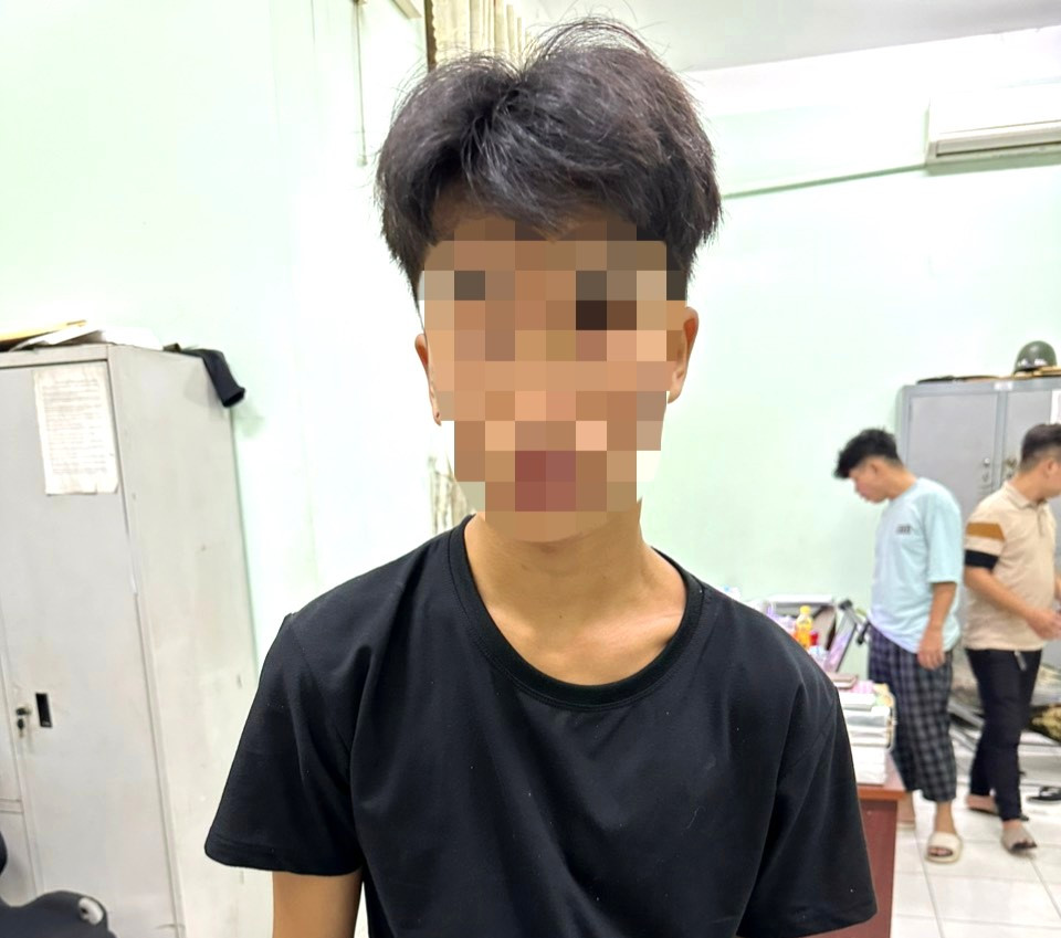 P.H.T có hành vi quan hệ tình dục với bé gái 12 tuổi P.H.T có hành vi quan hệ tình dục với bé gái 12 tuổi