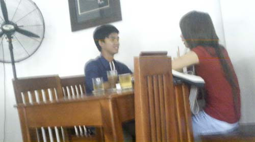 Luân “đen” (trái)