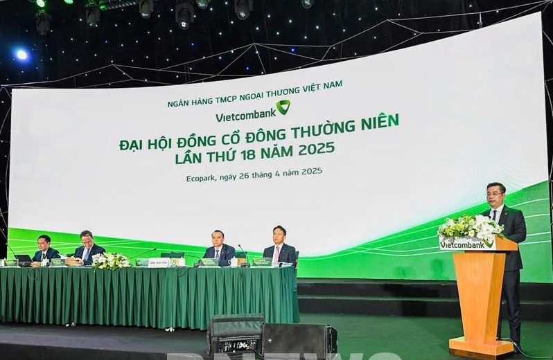 Chủ tịch Vietcombank Nguyễn Thanh Tùng phát biểu tại đại hội đồng cổ đông năm 2025. Chủ tịch Vietcombank Nguyễn Thanh Tùng phát biểu tại đại hội đồng cổ đông năm 2025.