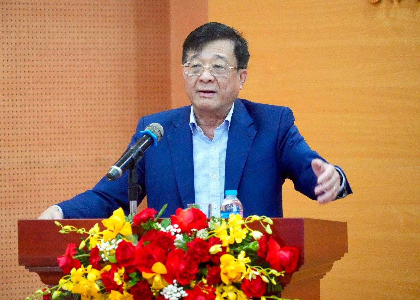 Ông Nguyễn Quốc Hùng - Tổng Thư ký Hiệp hội Ngân hàng Việt Nam. Ông Nguyễn Quốc Hùng - Tổng Thư ký Hiệp hội Ngân hàng Việt Nam.