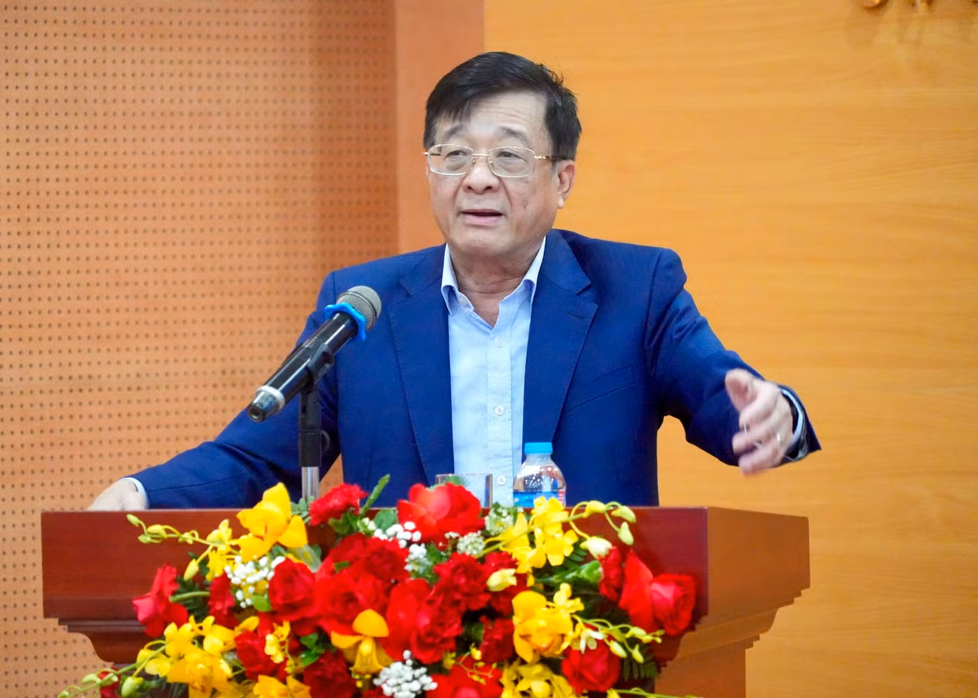 Ông Nguyễn Quốc Hùng - Tổng Thư ký Hiệp hội Ngân hàng Việt Nam. Ông Nguyễn Quốc Hùng - Tổng Thư ký Hiệp hội Ngân hàng Việt Nam.