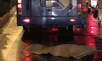 BẢN TIN ATGT: Container tông chết phụ nữ, kéo lê xe máy gần 100m ảnh 5