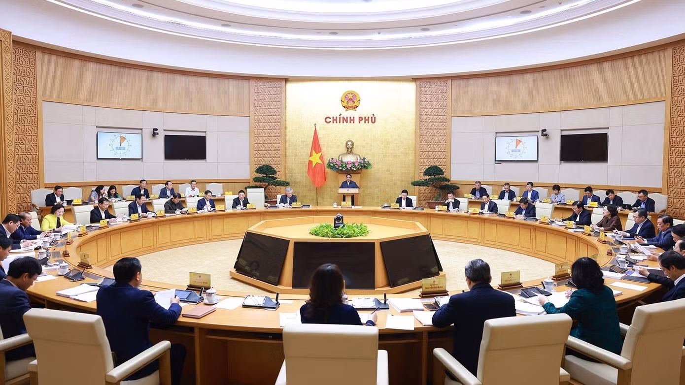 Các thành viên Chính phủ tại phiên họp thường kỳ Chính phủ. Các thành viên Chính phủ tại phiên họp thường kỳ Chính phủ.
