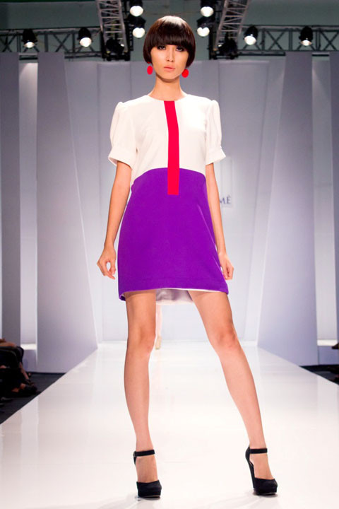 Vẫn giữ mái tóc ngắn cá tính, Thùy Dương đang dần tạo được phong cách cho mình trên sàn diễn thời trang. Vẫn giữ mái tóc ngắn cá tính, Thùy Dương đang dần tạo được phong cách cho mình trên sàn diễn thời trang