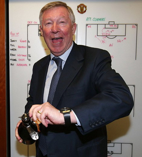 Sir Alex đã chuẩn bị sẵn một chai Champage