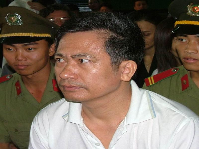 Bi cáo Lê Văn Thắng (cựu Phó Vụ Trưởng Vụ Xuất nhập khẩu – XNK, Bộ Thương mại) tại tòa. Ảnh : Hữu Vinh Bi cáo Lê Văn Thắng (cựu Phó Vụ Trưởng Vụ Xuất nhập khẩu – XNK, Bộ Thương mại) tại tòa. Ảnh : Hữu Vinh