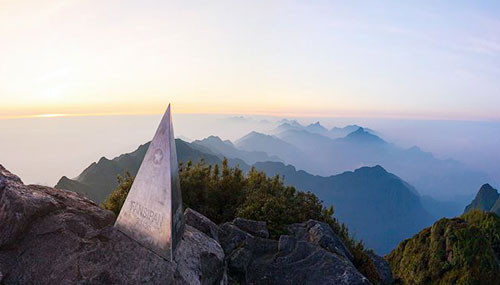 Fansipan - đỉnh núi cao nhất Việt Nam nằm ở tỉnh nào?