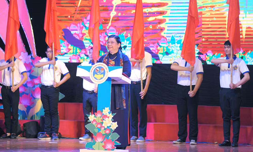 Sôi nổi khai mạc Gặp gỡ hữu nghị thanh niên Việt Nam – Lào 2017 ảnh 2