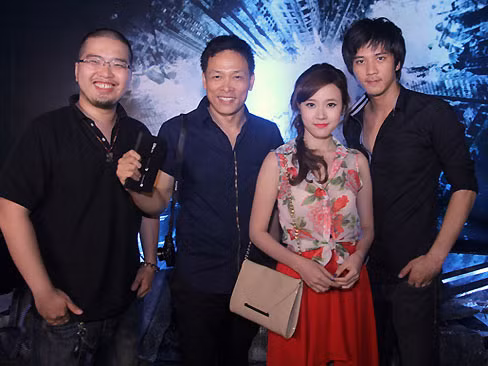 Ê-kíp thực hiện Mùa Hè Lạnh: Jame Đạt(tổ chức sản xuất), đạo diễn Ngô Quang Hải, Midu và Hà Việt Dũng