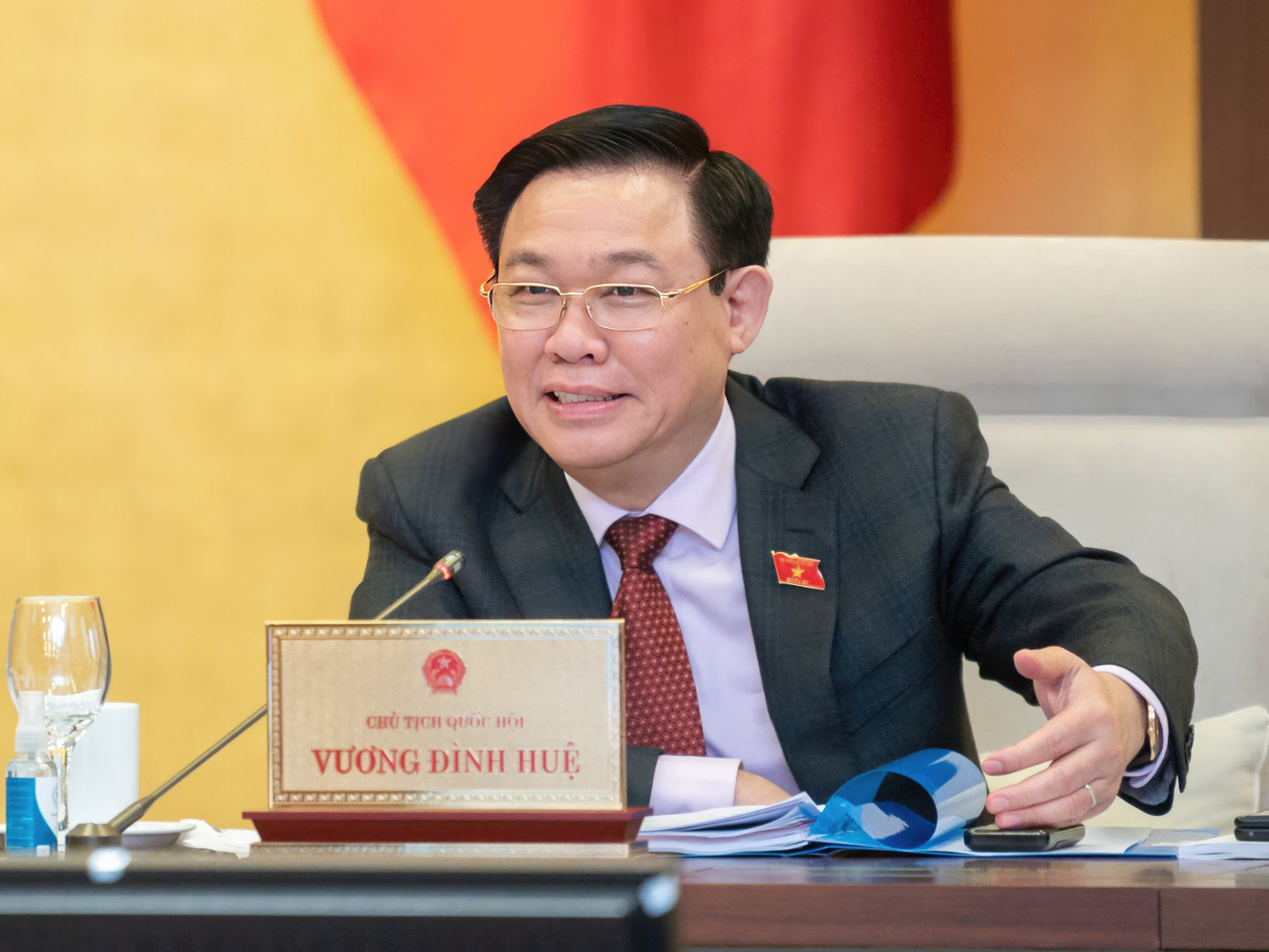 Chủ tịch Quốc hội Vương Đình Huệ phát biểu tại phiên họp Chủ tịch Quốc hội Vương Đình Huệ phát biểu tại phiên họp