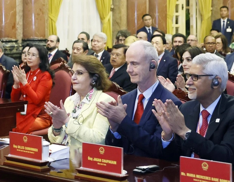 Các đại biểu tại buổi gặp mặt. (Ảnh: Thống Nhất/TTXVN).