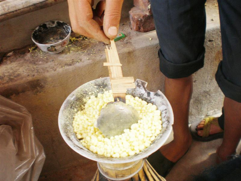 Công nghệ xông sinh thuốc bắc