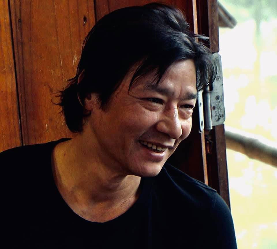 Trở lại màn ảnh nhỏ sau 16 năm, NSƯT Võ Hoài Nam vẫn dễ dàng chinh phục người xem bằng khả năng diễn xuất chân thành, sâu sắc. Trở lại màn ảnh nhỏ sau 16 năm, NSƯT Võ Hoài Nam vẫn dễ dàng chinh phục người xem bằng khả năng diễn xuất chân thành, sâu sắc.