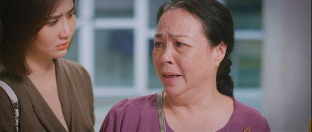 Dù là phim chuyển thể từ dự án phim của Hàn Quốc nhưng "Thương ngày nắng về" vẫn khiến người xem đồng cảm, thấm thía tấm lòng của người mẹ Việt.