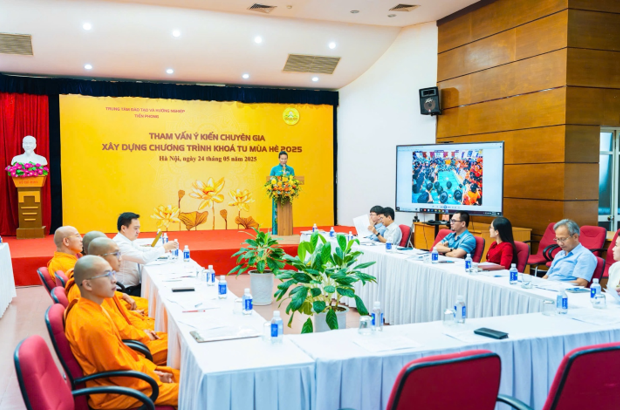 Quang cảnh buổi tham vấn ý kiến chuyên gia trong xây dựng chương trình khoá tu mùa hè 2025 của Chùa Ba Vàng. Quang cảnh buổi tham vấn ý kiến chuyên gia trong xây dựng chương trình khoá tu mùa hè 2025 của Chùa Ba Vàng.