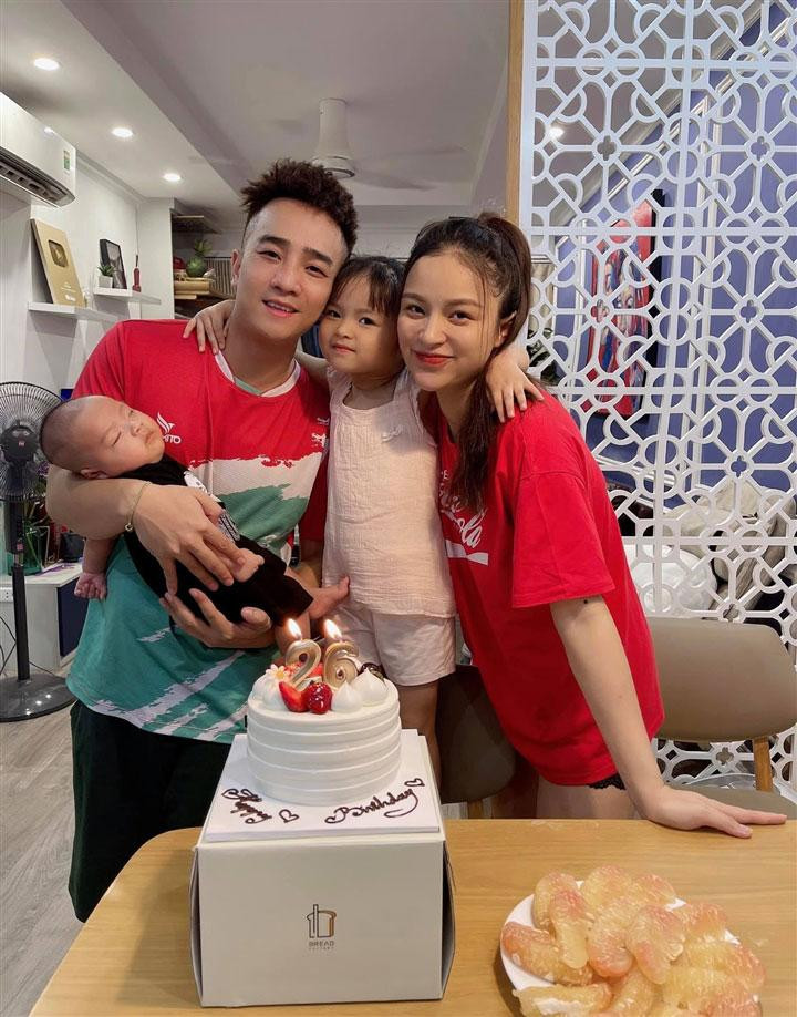 Tổ ấm nhỏ hạnh phúc của Duy Nam - Ngọc Anh. Tổ ấm nhỏ hạnh phúc của Duy Nam - Ngọc Anh.