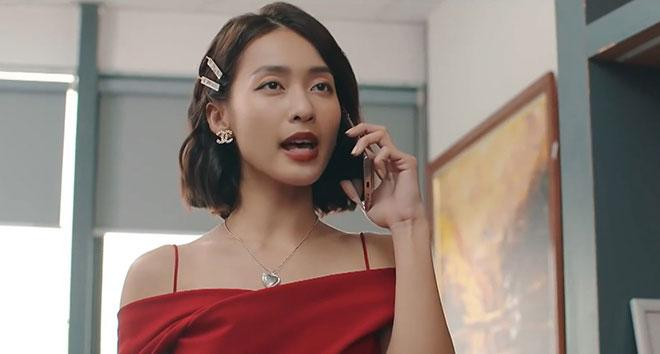 Vai diễn Tuệ Nhi trong phim "11 tháng 5 ngày" đánh dấu lần đầu ra Bắc đóng phim của Khả Ngân.