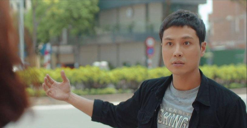 Tạo hình mới của Thanh Sơn trong phim "11 tháng 5 ngày". Tạo hình mới của Thanh Sơn trong phim "11 tháng 5 ngày".