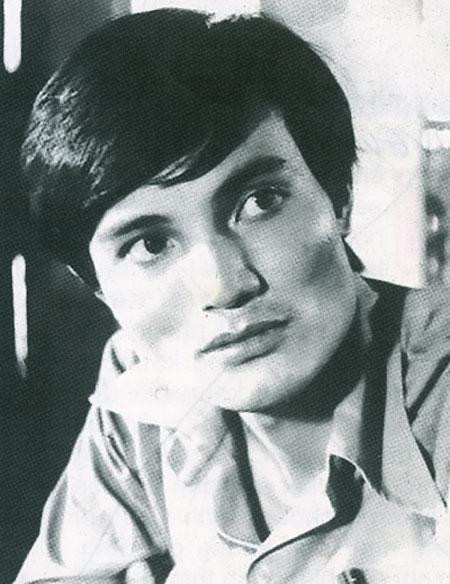 NSƯT Hữu Mười có duyên với những vai diễn thầy giáo nghèo.