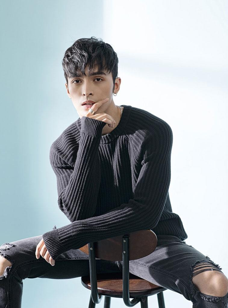 Với chàng diễn viên trẻ, hạnh phúc lớn nhất là vượt qua được những thử thách của bản thân. Với chàng diễn viên trẻ, hạnh phúc lớn nhất là vượt qua được những thử thách của bản thân.