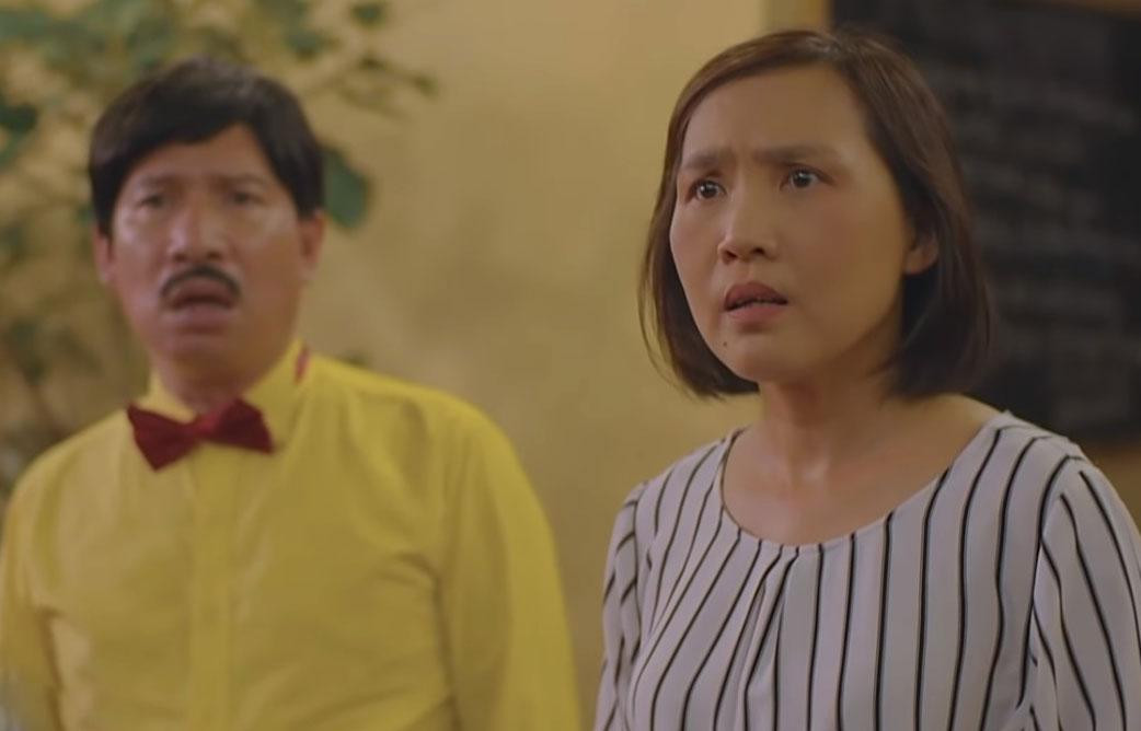 Chi tiết cô Hoan chuyển 100 triệu cho Nhi để trả nợ thay ông Tiến khiến khán giả tranh cãi.