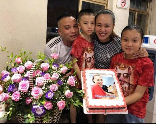 Gia đình nhỏ hạnh phúc của diễn viên Phùng Khánh Linh.