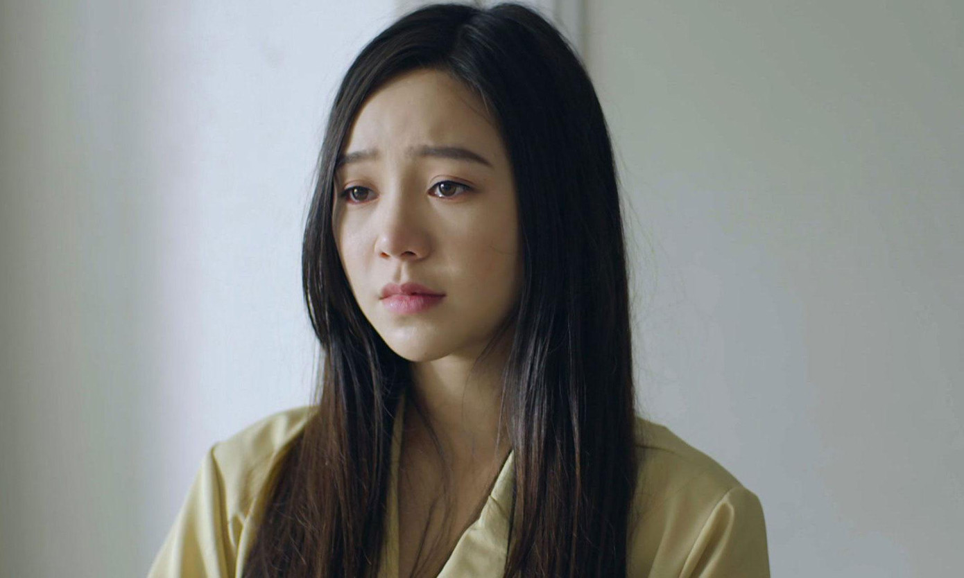 Phim cũng xoáy sâu vào tâm lý khao khát thoát ra khỏi vòng tay cha mẹ của những người trẻ mới lớn. Phim cũng xoáy sâu vào tâm lý khao khát thoát ra khỏi vòng tay cha mẹ của những người trẻ mới lớn.