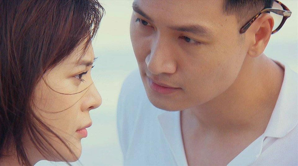 Cặp đôi Mạnh Trường và Phương Oanh trong "Hương vị tình thân" vẫn đang được khán giả tích cực "đẩy thuyền".