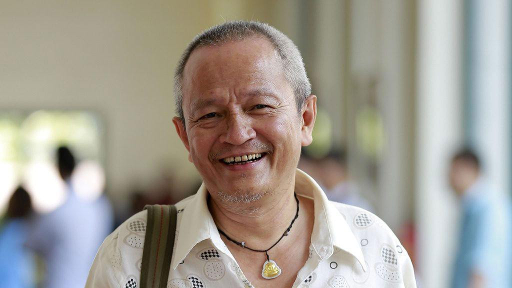 Nhắc đến NSƯT Quốc Trọng, khán giả sẽ nhớ ngay đến nhân vật Xuân Tóc đỏ mà ông từng thủ vai trong bộ phim "Số đỏ". Nhắc đến NSƯT Quốc Trọng, khán giả sẽ nhớ ngay đến nhân vật Xuân Tóc đỏ mà ông từng thủ vai trong bộ phim "Số đỏ".