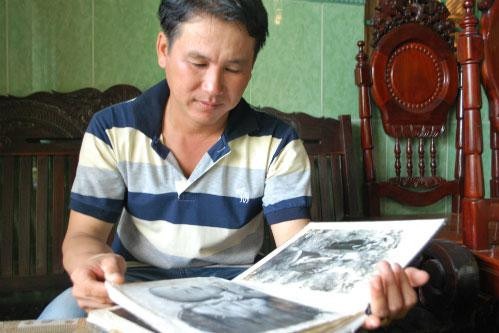 Anh Thuận luôn có cảm xúc đặc biệt khi xem lại hình ảnh của mình trong phim "Cánh đồng hoang".