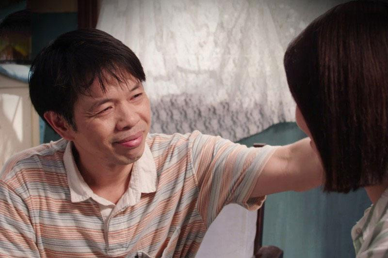 Thái Hoà đảm nhận vai người anh cả đầy hy sinh trong phim &quot;Cây táo nở hoa&quot;.