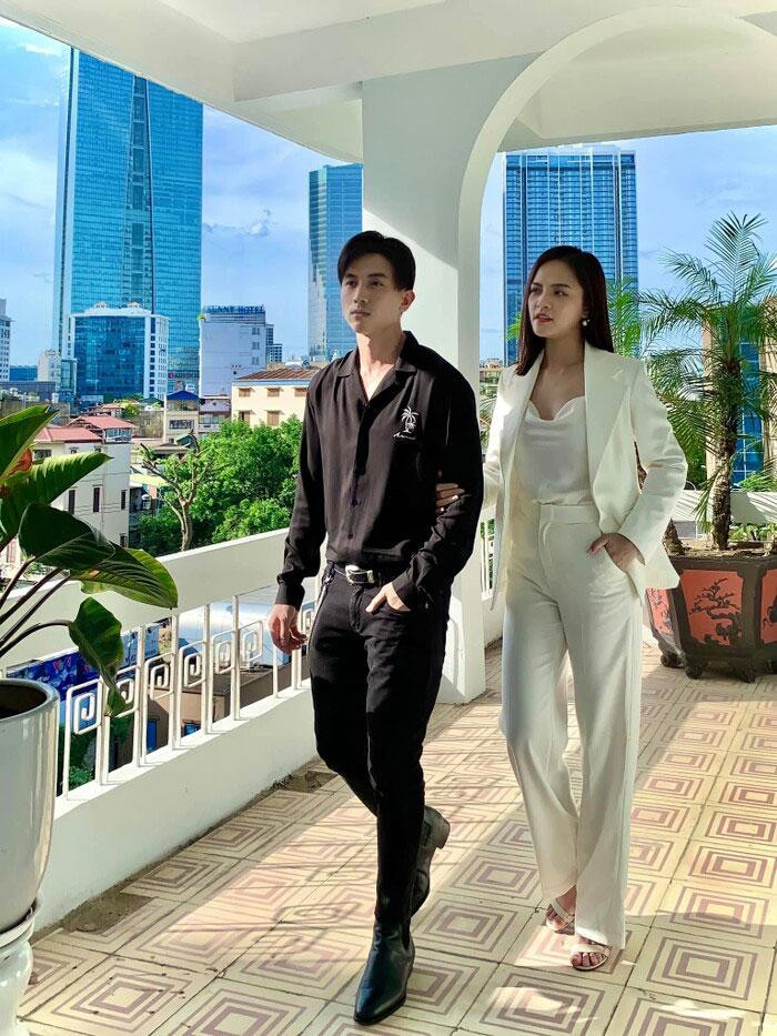 Tạo hình của Huy và Thy trong phần 2 của "Hương vị tình thân". Tạo hình của Huy và Thy trong phần 2 của "Hương vị tình thân".