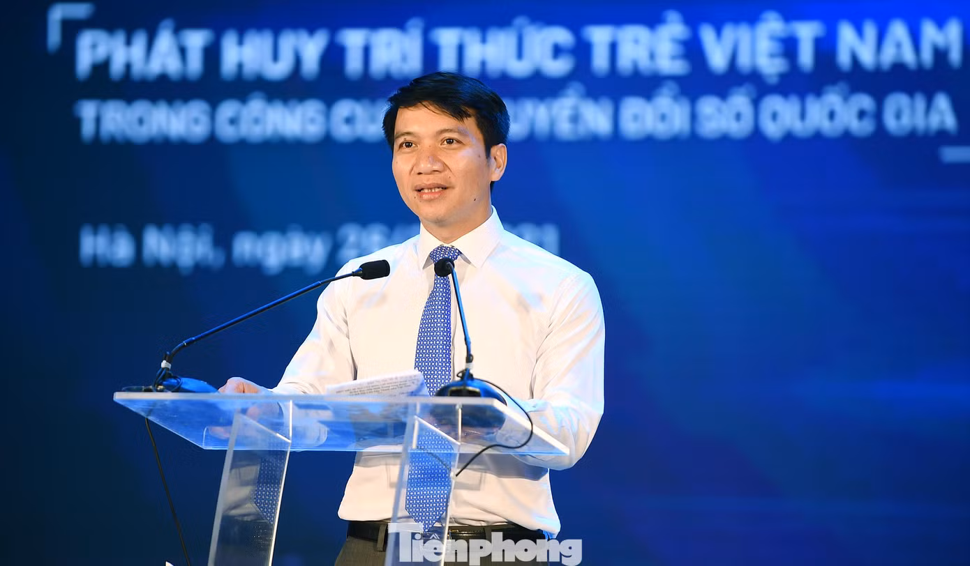 Anh Nguyễn Ngọc Lương phát biểu bế mạc Diễn đàn. Ảnh: Xuân Tùng