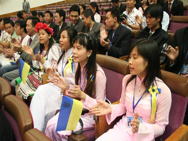 Các đại biểu TNSV kiều bào. Ảnh : Đ.T Các đại biểu TNSV kiều bào. Ảnh : Đ.T