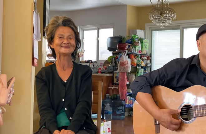 Một lần khác, khi đến chơi nhà nhạc sĩ Anh Tài, Kim Ngân nhớ và hát được rất nhiều ca khúc như "Tôi đang mơ một giấc mộng dài", "Kiếp nào có yêu nhau"… Đây đều là những ca khúc nhạc Pháp lời Việt từng được nhiều danh ca lớn thể hiện. Một lần khác, khi đến chơi nhà nhạc sĩ Anh Tài, Kim Ngân nhớ và hát được rất nhiều ca khúc như "Tôi đang mơ một giấc mộng dài", "Kiếp nào có yêu nhau"… Đây đều là những ca khúc nhạc Pháp lời Việt từng được nhiều danh ca lớn thể hiện.