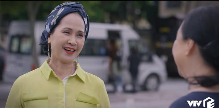 Phân cảnh bà Hiền (NSND Lan Hương) "khịa" khéo bà Nga (NSƯT Thanh Quý)