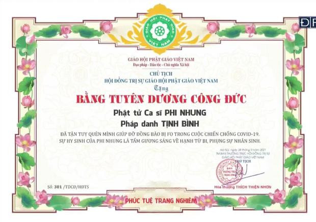 Cố ca sĩ Phi Nhung được trao bằng tuyên dương nhờ những đóng góp trong cuộc chiến chống COVID-19.