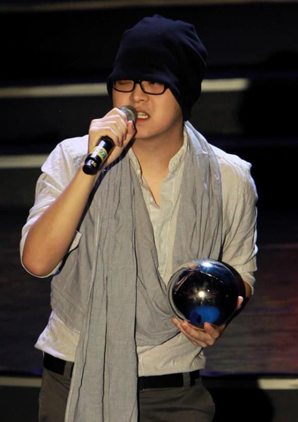 Wanbi Tuấn Anh trong giai đoạn chiến đấu cùng bệnh tật.