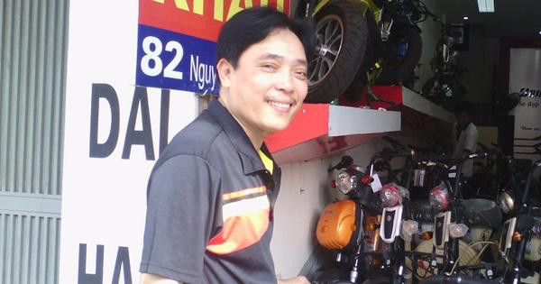 Tên tuổi của anh thường gắn liền với những vai diễn phản diện.