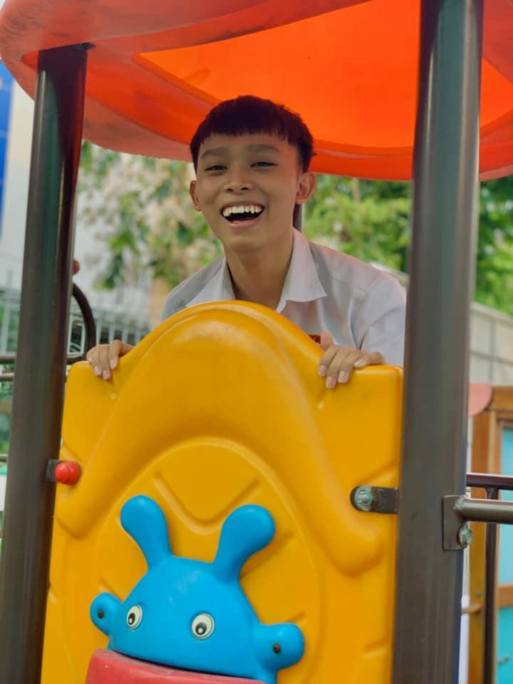 Dù gặp phải một số vấn đề không hay trước ngày thi, Hồ Văn Cường vẫn hoàn thành xuất sắc kì thi quan trọng. Dù gặp phải một số vấn đề không hay trước ngày thi, Hồ Văn Cường vẫn hoàn thành xuất sắc kì thi quan trọng.