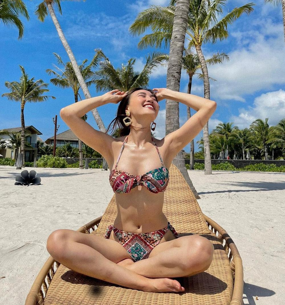 Sau khi sụt cân nghiêm trọng do bệnh đau dạ dày và làm việc cường độ cao, nhờ ăn uống và tập luyện điều độ, nữ diễn viên dần hồi phục, lấy lại vẻ ngoài tràn đầy sức sống.